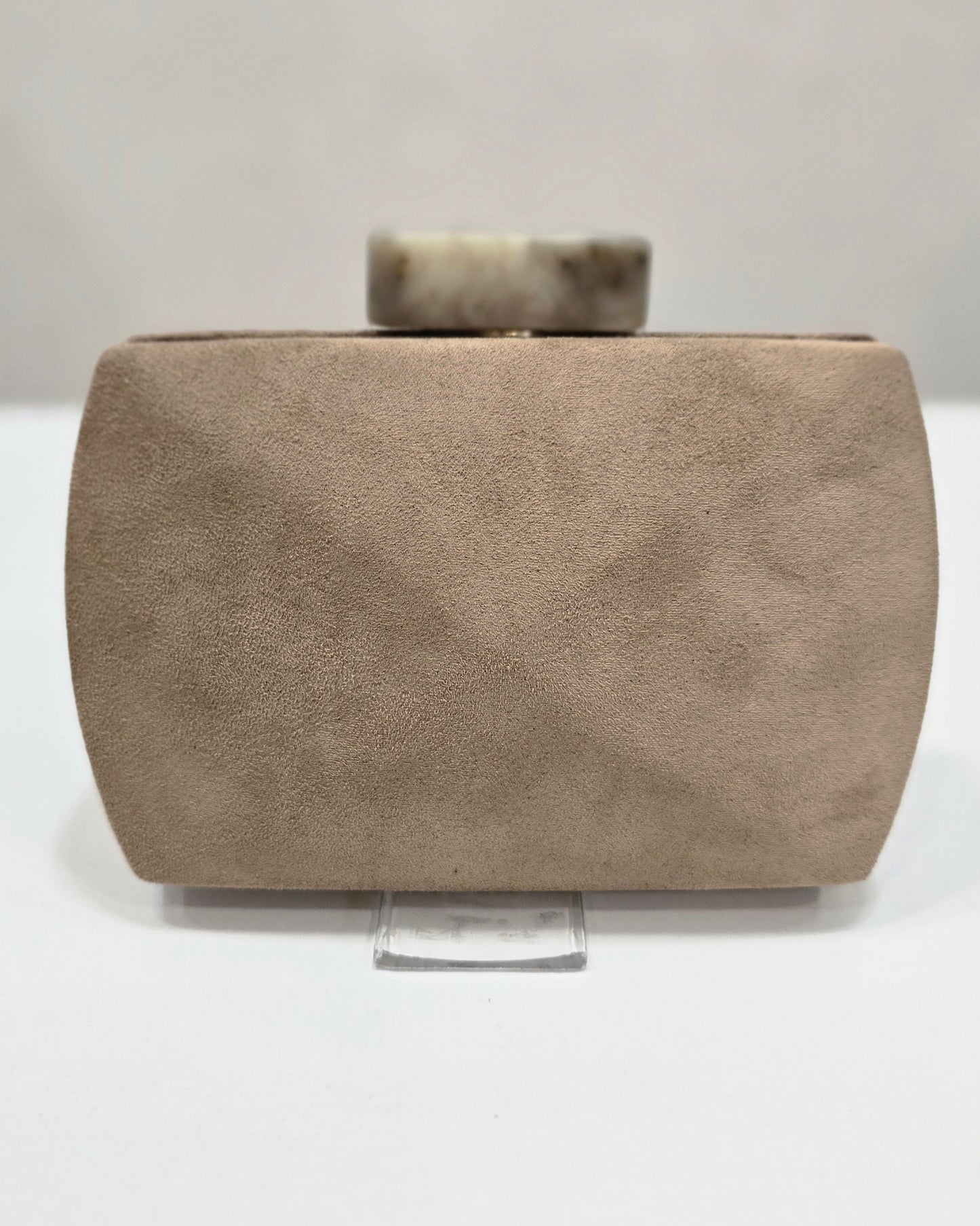 Clutch antelina