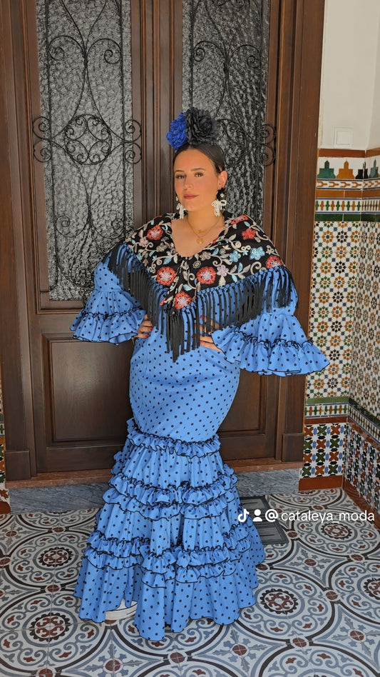 Traje Giralda azul lunar lenteja negro