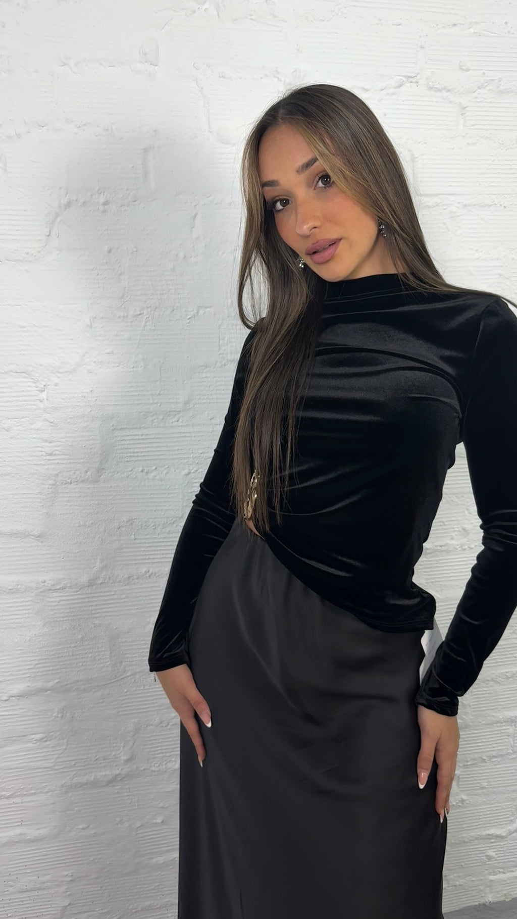 Camiseta asimétrica terciopelo