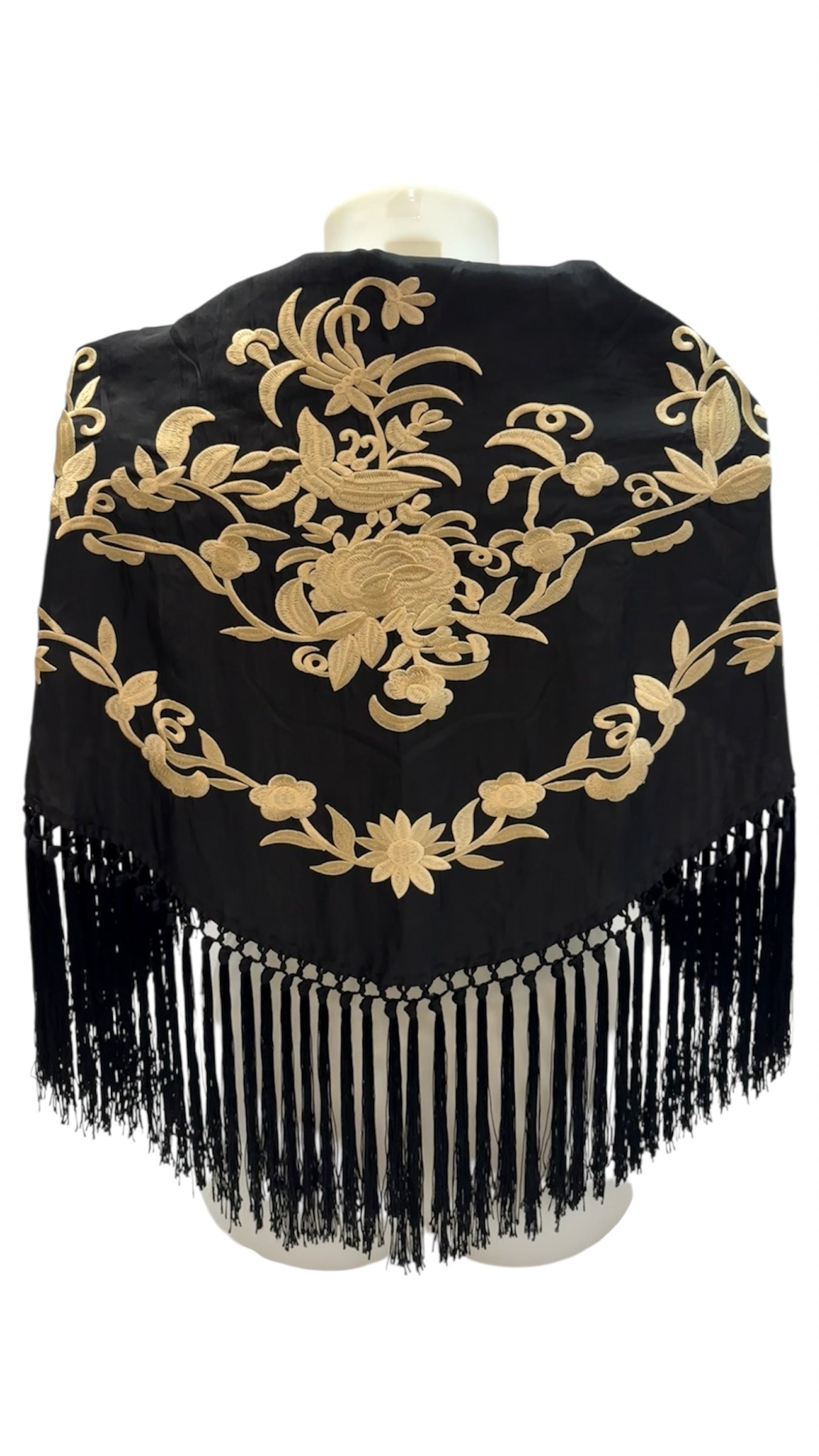 Mantón Bordado
