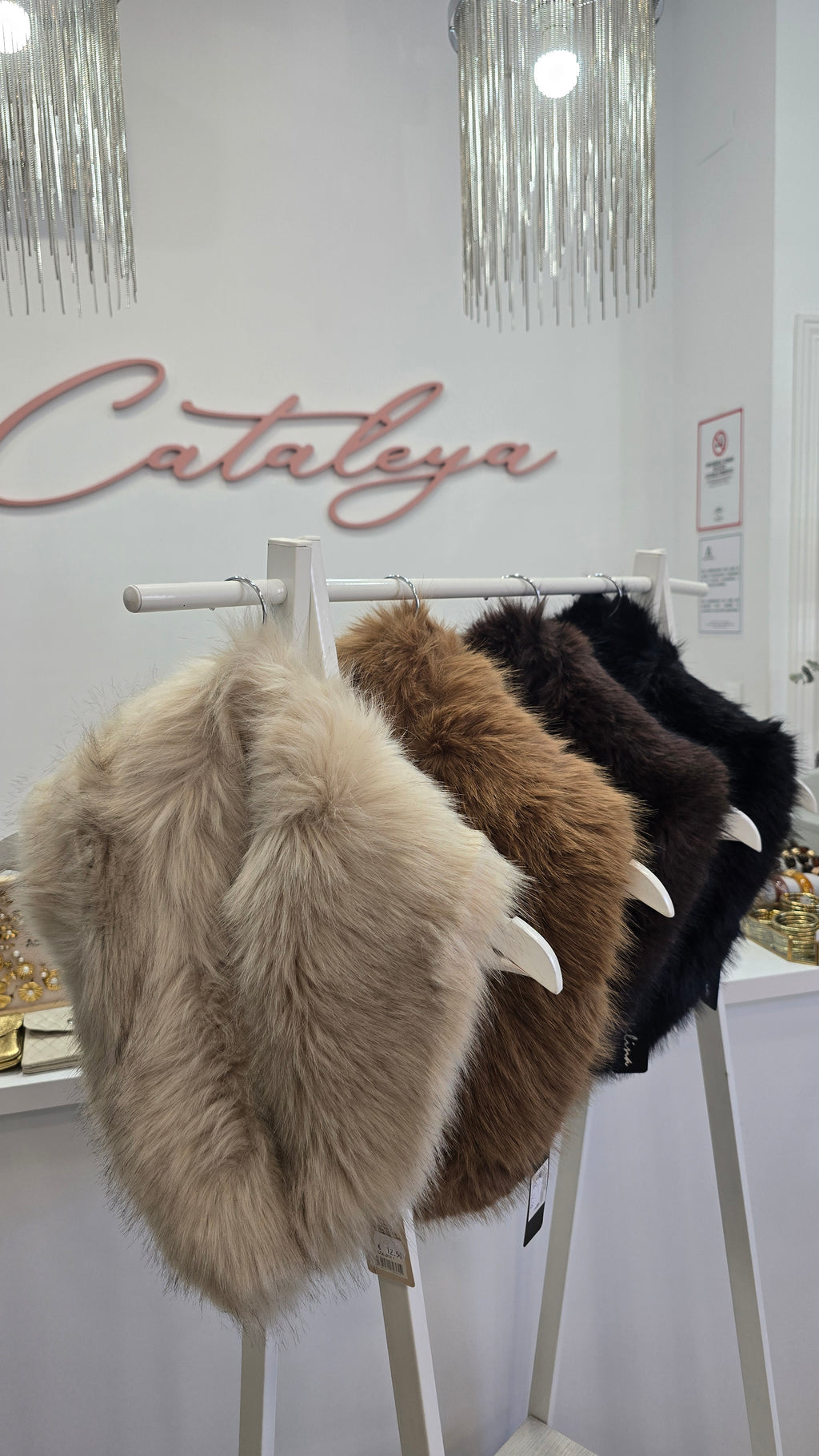 Solapa/cuellos de pelo