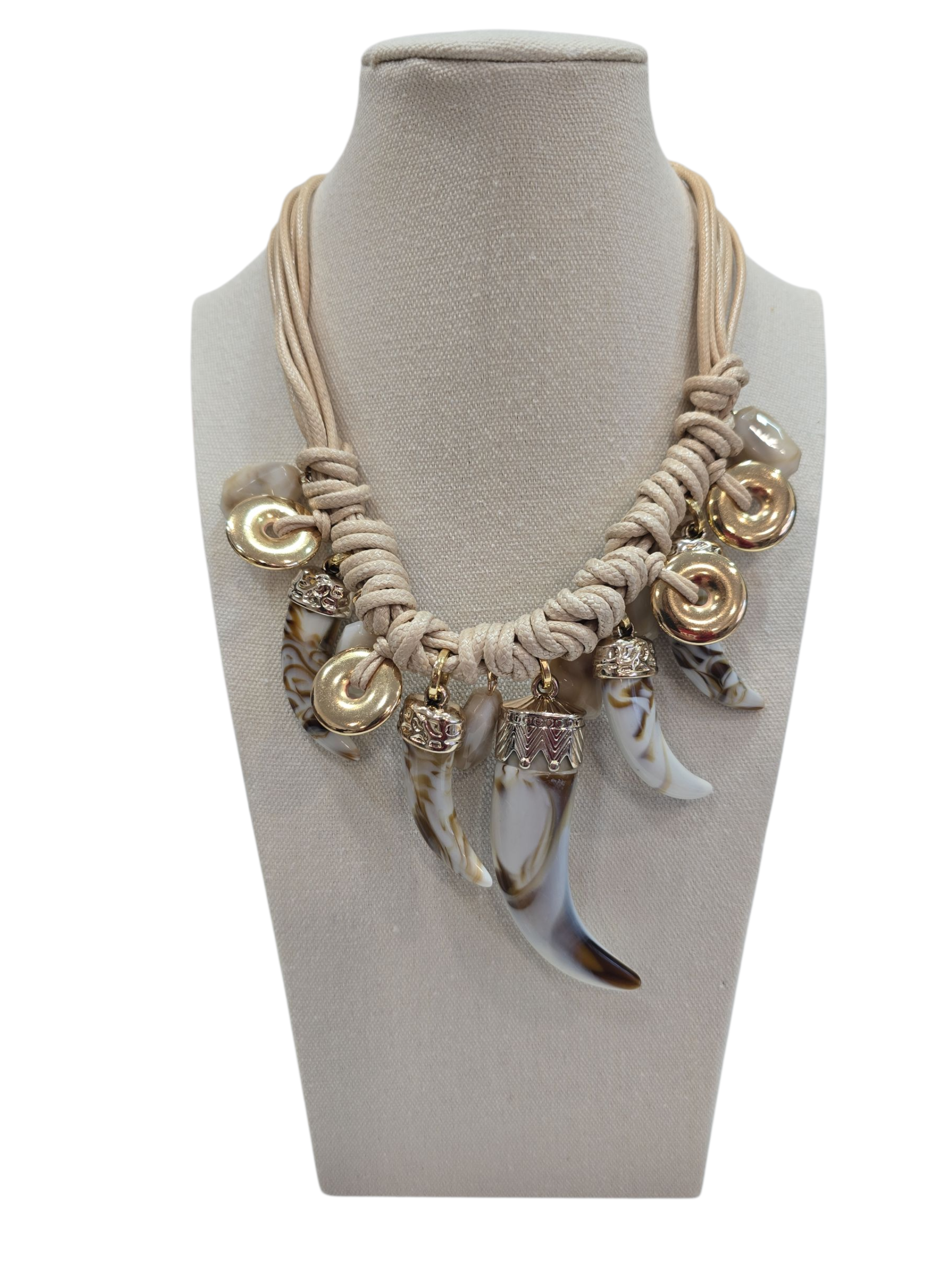 Collar colmillo blanco