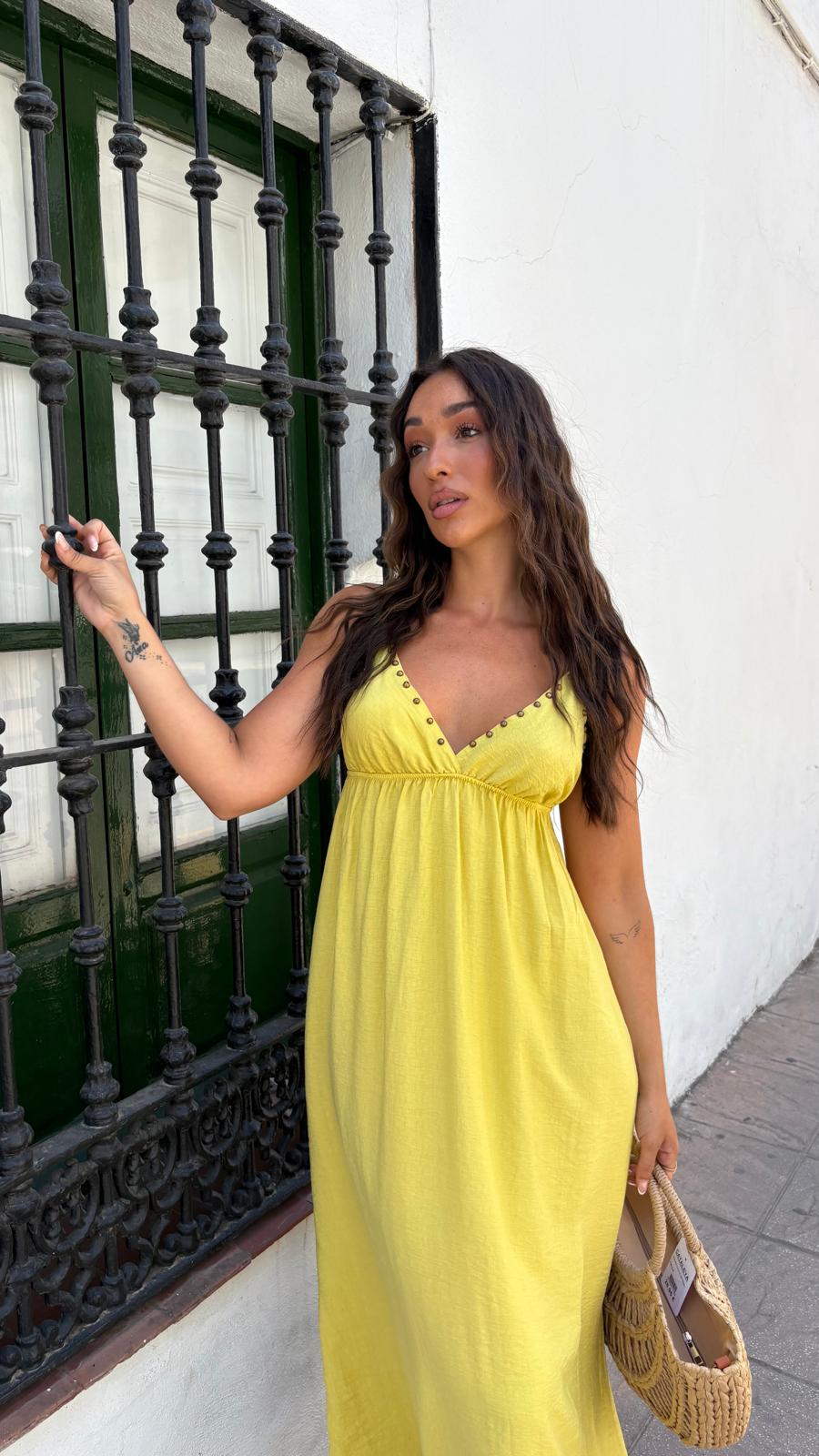 Vestido Tachas