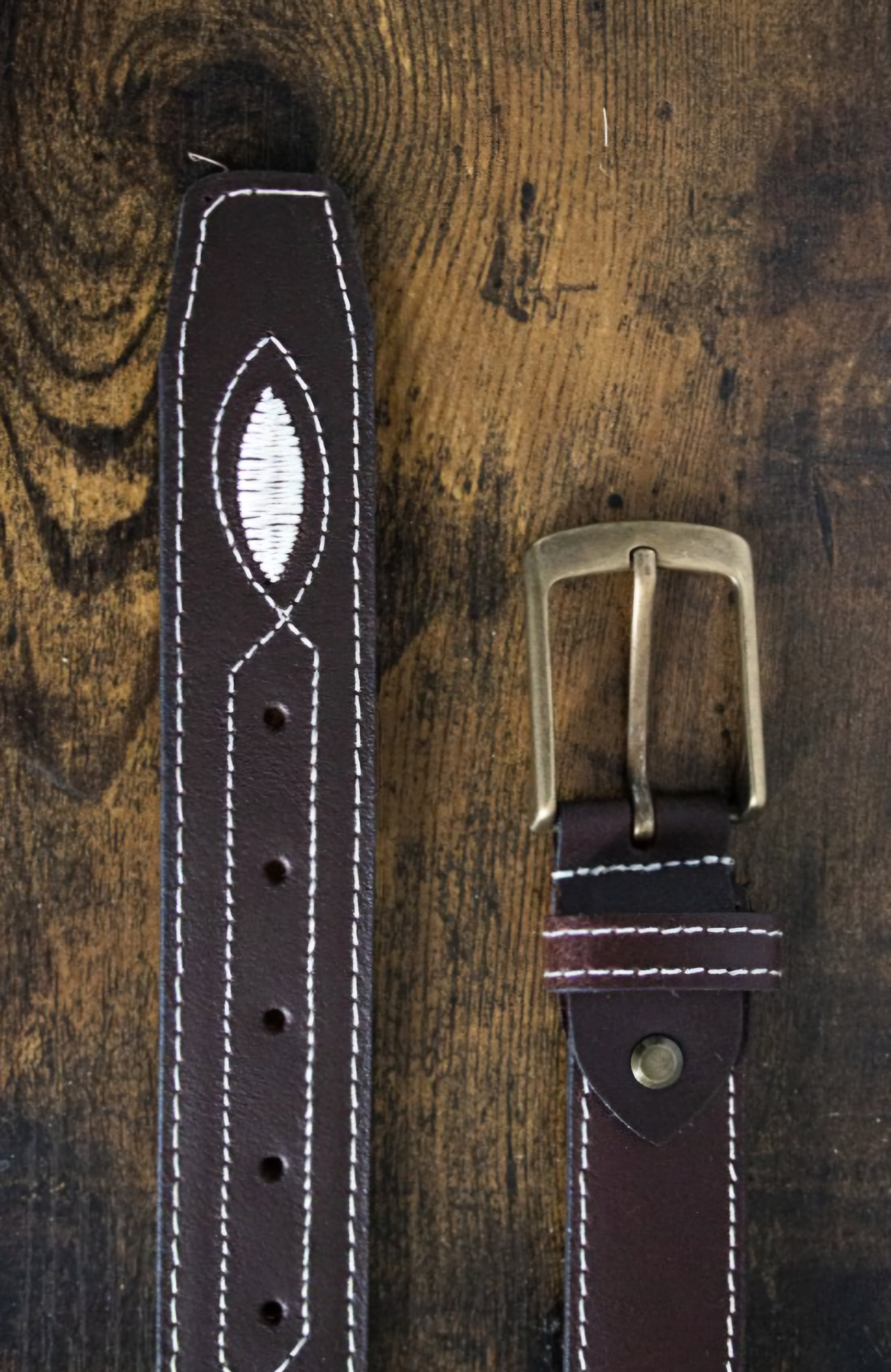 Cinturón de Piel Picado Ancho